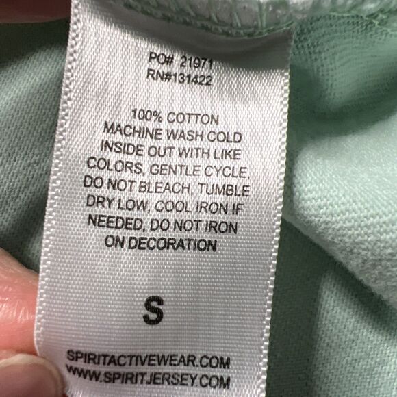 Disney x Star Wars Mandalorian Spirit Jersey Shirt Small Green Baby Yoda - Picture 6 of 8